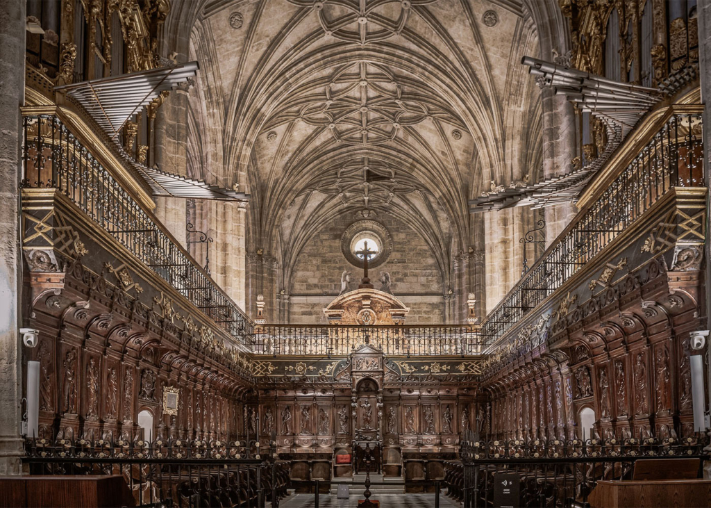 Kathedrale-almeria-innen-andalusien-entdecken